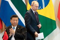 Xi Jinping och Vladimir Putin är särskilt utpekade bland de icke-demokrater som försöker påverka andra länders valresultat.
