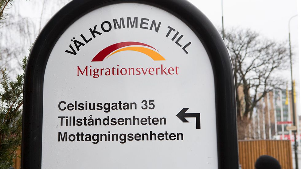 Migrationsverket anger att det behövs 48 miljarder kronor ytterligare för att hantera den ökande flyktingströmmen.