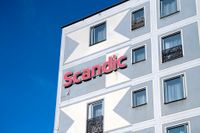 Hotellkedjan Scandic summerar förlusten från pandemiåret 2020 till drygt sex miljarder kronor, men hoppas på en vändning uppåt när vaccinationerna fått bukt på pandemin. Arkivbild.