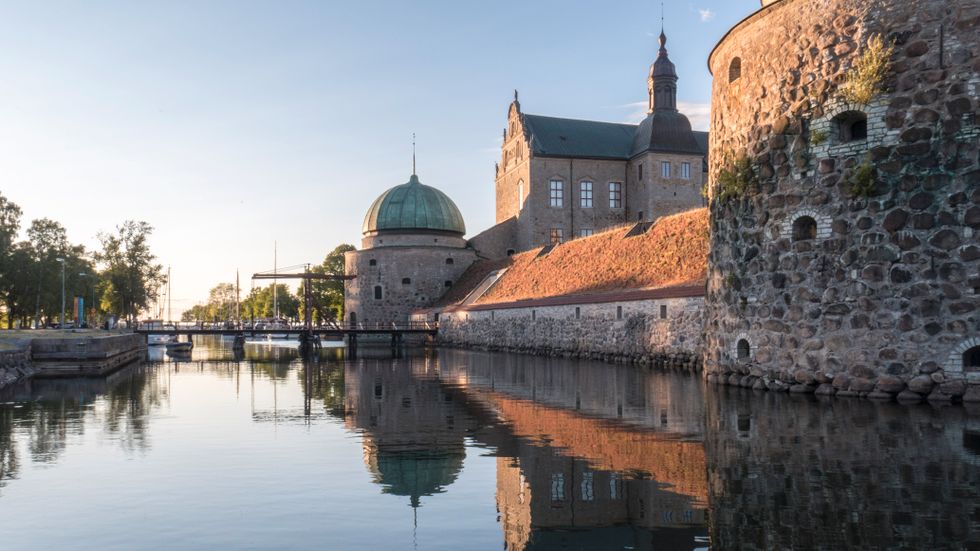 Vadstena slott byggdes för att förhindra nya resningar av upproriska östgötar.