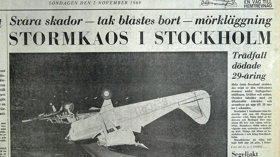 Tidningsriv från Svenska Dagbaldet den 2 november 1969, om stormen som då drabbade Sverige.