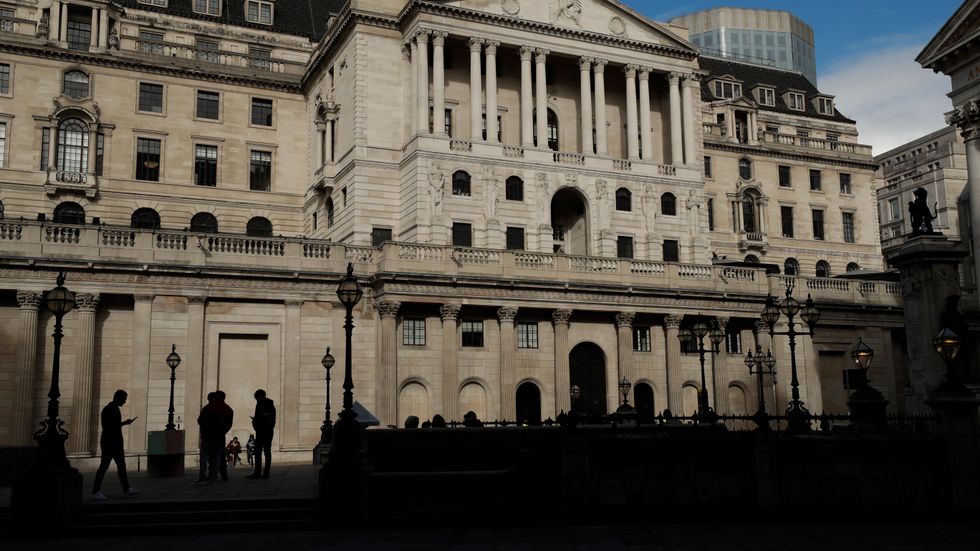 Den brittiska centralbanken Bank of Englands byggnad i London. Arkivbild