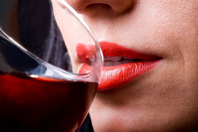 Vilket vin du väljer avslöjar HUR du är som person enligt en forskningsstudie.