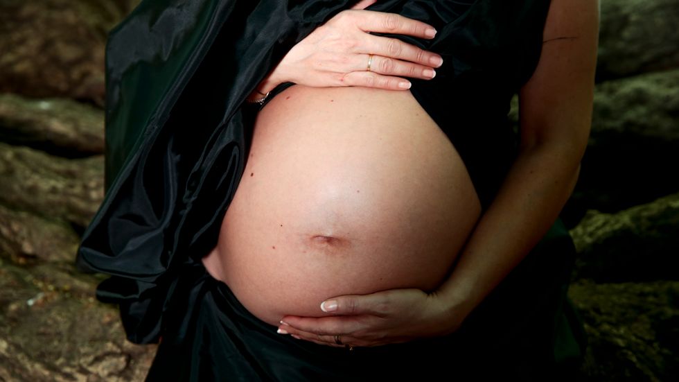 SKR kräver tydligare regler för gravida på arbetsplatser. Arkivbild.