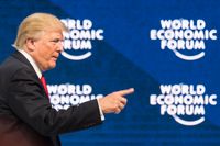 Donald Trump kommer med handelspolitiskt vapenskrammel mot EU i en brittisk tv-intervju. Bilden är från Världsekonomiskt forum i Davos, där USA:s president talade i fredags.