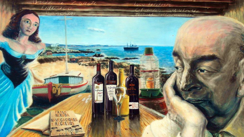 Målning föreställande Pablo Neruda i sitt hem i byn Isla Negra. Galjonsfiguren på bilden är den svenska sångerskan Jenny Lind.