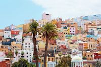 Många skandinaver reser till Gran Canaria varje år men det är få som besökt öns största stad Las Palmas.