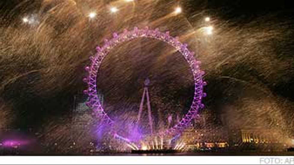 Nyår - ett tillfälle då man kanske inte vill sitta i pariserhjulet London Eye.