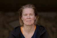 Ia Genberg, född 1967, är författare och journalist. Hon debuterade 2012 med romanen ”Söta fredag”.