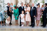 Kungafamiljen vid mottagningen på Logården i Kungliga slottet med anledning av kronprinsessan Victorias 40-årsdag i juli 2017.