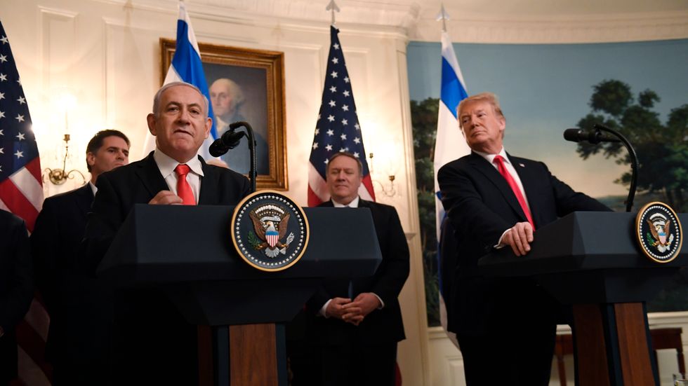 Israels premiärminister Benjamin Netanyahu och USA:s president Donald Trump under pressträffen i Vita huset.