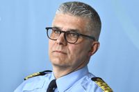 Rikspolischefen Anders Thornberg verkar inte helt nöjd med att regeringen föreslår att 232 miljoner av polisens pengar i år ska föras över till Kriminalvården. Arkivbild.