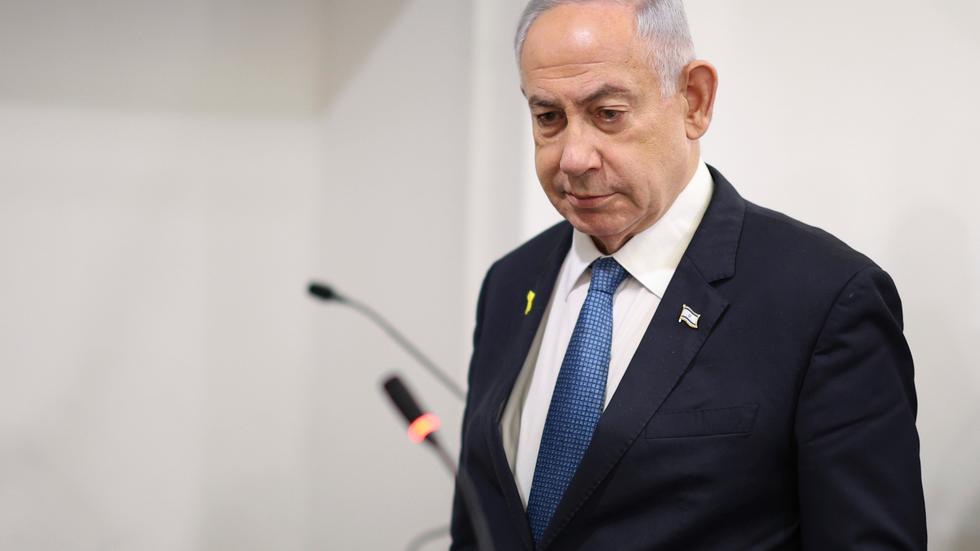 Netanyahu kräver lista på gisslan som ska friges Netanyahu kräver lista på gisslan som ska friges