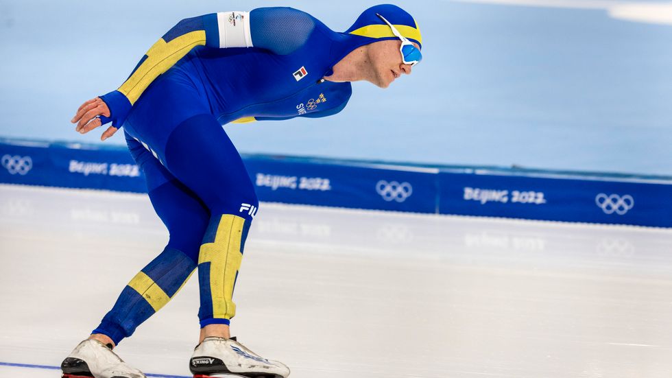 Dubble OS-guldmedaljören Nils van der Poel kommer inte till start på skridsko-SM i Stockholm i helgen. Akrivbild.