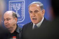 Israelis försvarsminister, Moshe Ya'alon, till vänster, och premiärminister Benjamin Netanyahu