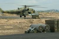 En rysk helikopter nära den syriska gränsstaden Latakia.