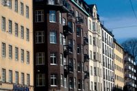 Svenska folket räknar med bostadsreformer efter höstens val och många tror att det blir tuffare för den som redan har eller vill ta ett bolån. Arkivbild.