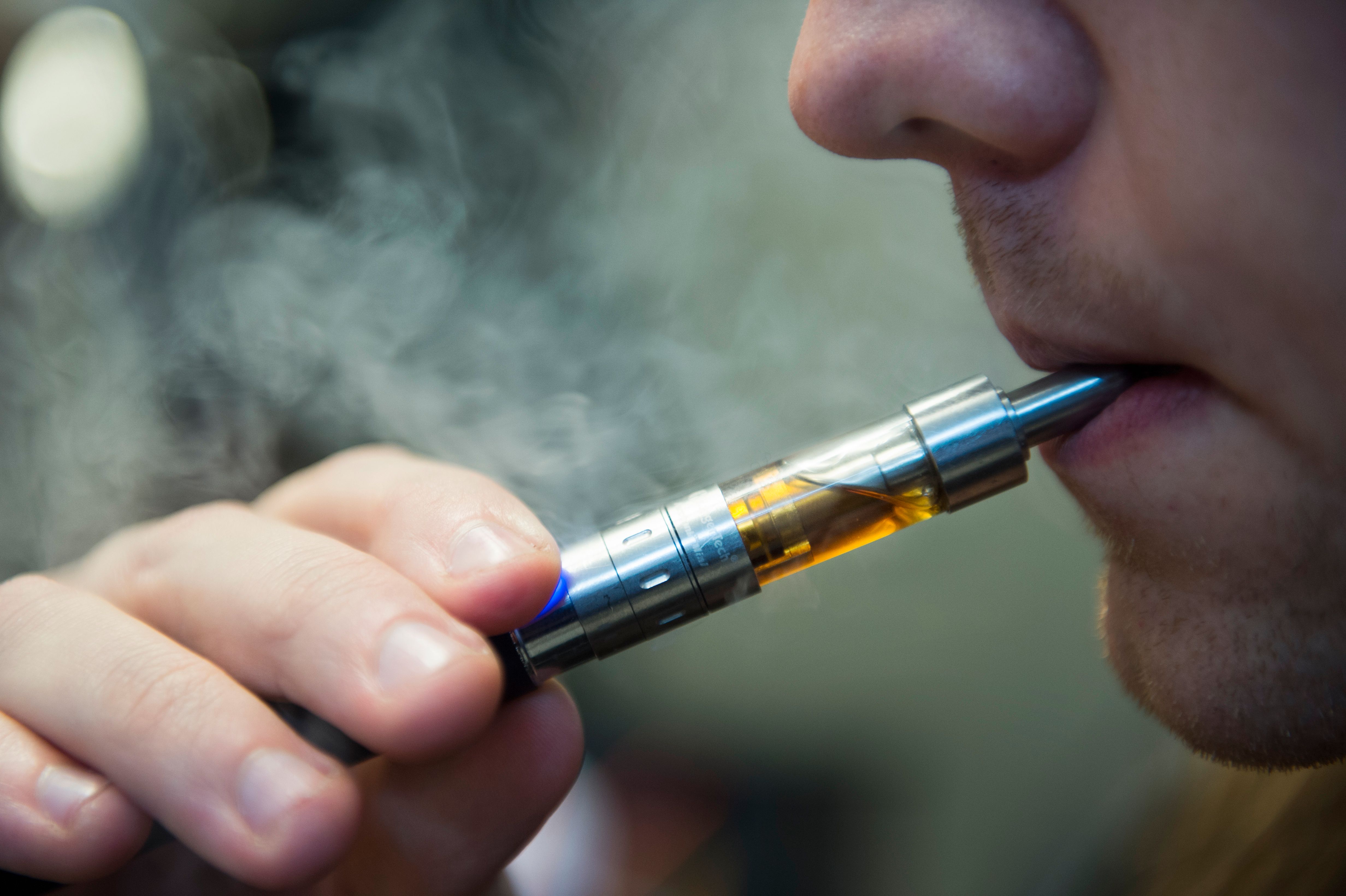 Debatt rer Sk rp lagen kring e cigaretter SvD Debatt