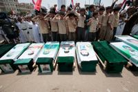 Begravning i Jemen efter en Saudiledd flygattack. Arkivbild.