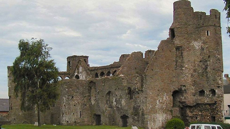 I slottet Swansea hölls William Cragh fången år 1290 före sin (misslyckade) avrättning.