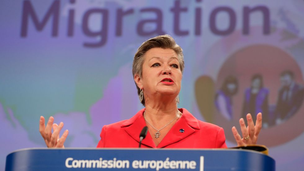EU:s inrikeskommissionär Ylva Johansson presenterar sin asyl- och migrationspakt i Bryssel.