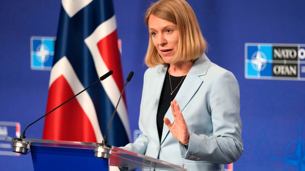Norges utrikesminister Anniken Huitfeldt höll presskonferens under första dagen av Natos informella utrikesministermöte i Oslo.