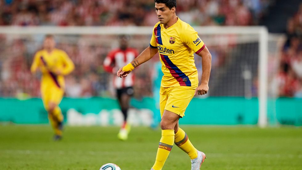 Luis Suarez med bollen under matchen mot Athletic Bilbao.